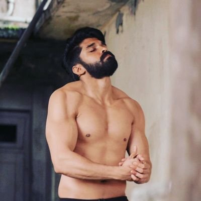 UdhayK_DVF's profile picture. Fan Of #ChiyaanVikram #DhruvVikram 
#Chiyaan61