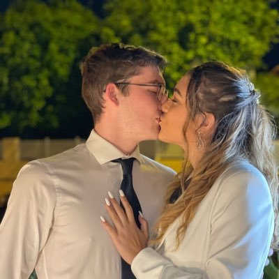 ChloeRoseRey's profile picture. 🇬🇧 🇯🇲