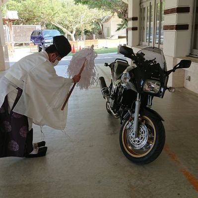 nnx1993's profile picture. 沖縄の平凡なバイク乗り

バイク遍歴
CB-1→XJR400→NS-1→FZR400→GSX400R→GSX-R400→ZRX400→NSR250→V-MAX→ZX-9R→X-4→D-Tracker125 & GPZ900R(故障→全バラ→復活)
