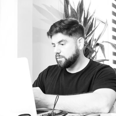 Obrero y libre pensador ∴
🛸 #digitalTransformation #DigitalBusiness #Branding #Webdesign #growthHacking
