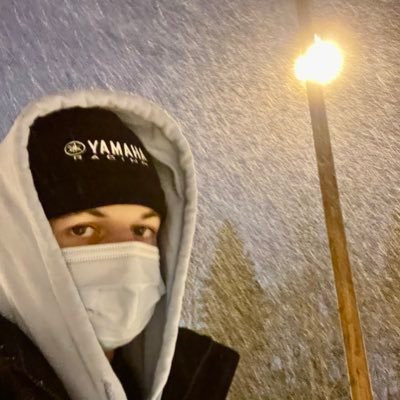 shoon2t's profile picture. Ce compte sert à poster des éléments de ma vie sous forme de capsule temporelle personnelle.
Cercle très proche