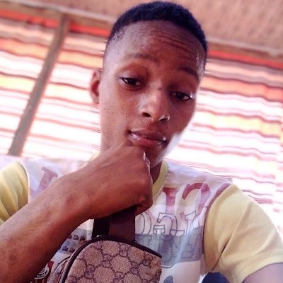 Youngbee2o3's profile picture. Still a student 

@chelseafc 💙💙💙  in my DNA