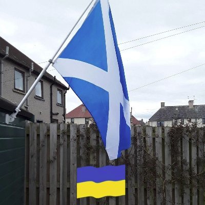 Former Care Worker/Retired. Main interest, gaining INDEPENDENCE. Avid reader, baker, gardener, movie buff🏴