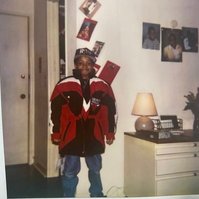 Foamposiite's profile picture. From the Go 💯