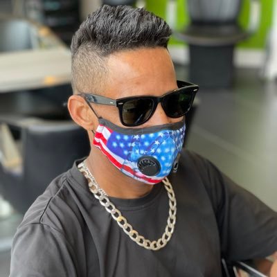 JuanRiv09189776's profile picture. 
