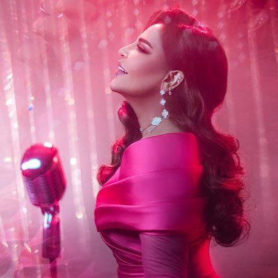 AhlamAcapella is an account dedicated to showcase @AhlamAlShamsi’s raw and unique vocals