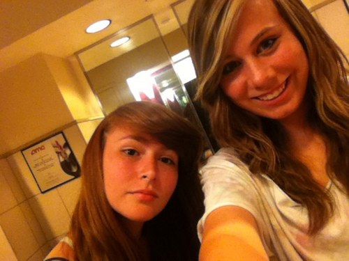 kenzieannette's profile picture. 