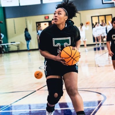 AL Southern Starz 17u / 5’10 / G/F / c/o 2023✍🏽/ East Limestone HS⛹🏽‍♀️🔴. 4.32 GPA