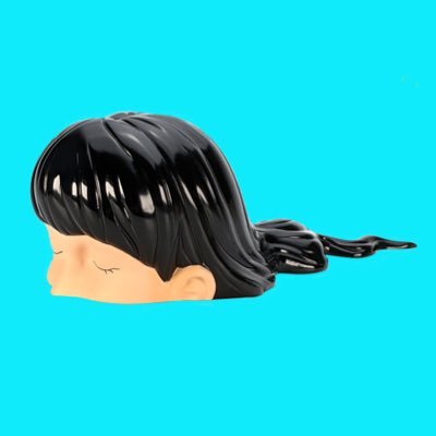 美術家 /歯科衛生士/ROADSIDERS' weekly / ソフビ「A SOAKING GIRL」発売中/Instagram→ayaka_hama