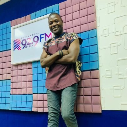 A business man🤙  Host of the Breakfast show, on Royal Roots fm Ibadan @R2929🎙️Voice over Artiste 🎙️