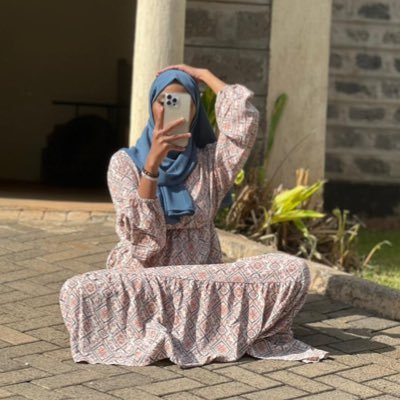 nadeeyuhhh_'s profile picture. 