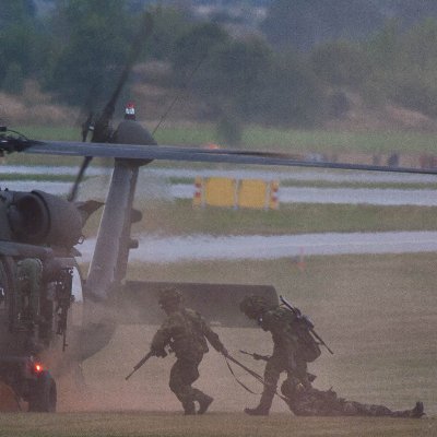 De hafva aldrig wikit eller för sin egen dehl tappadt

Infanterist och Veteran som lyssnar på alla och kramas gärna