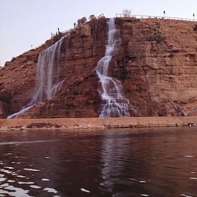 shadabh4's profile picture. 