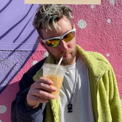 Uri Allgood is on a mission to fuse his love of 80's new wave, disco, deep booty house, & intergalactic laser beams. Releases on Desert Hearts, Fantastic Voyage