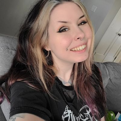 i just really like goats okay.
i dont stream anymore but sometimes i do secret ASMR.