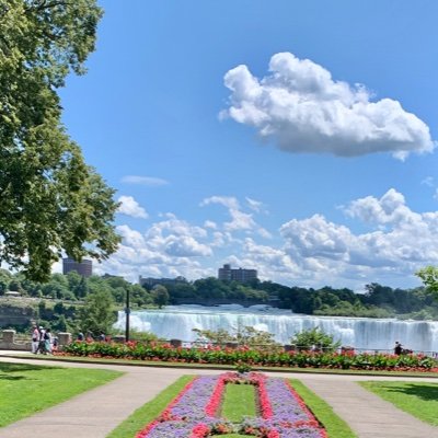 ElanNoor's profile picture. Traveler 🇵🇰 once a media student