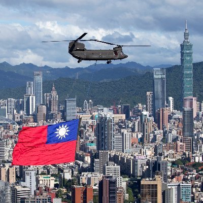 #生而獨立的國家台灣🇹🇼
#我是台灣人我反共
請離開TikTok他是毒品，請與自由世界一起
反共產思想、反CCP，熱愛自由愛民主!!
人終究離不開生老病死、反共 、辱小粉紅、早辱晚辱何不現在就辱

老子我不舔共 , 舔共者滾