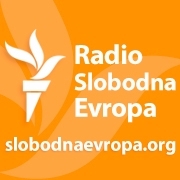 Sarajevski biro Radija Slobodna Evropa. Svaki dan emitujemo emisije u 8 i 15 sati: vijesti, politika, ekonomija, kultura, analize, intervjui, reportaže.
