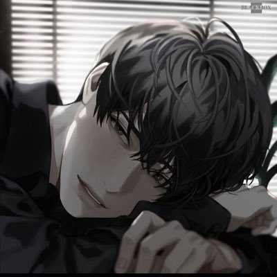 LiXian_13's profile picture. 🌸🌸🌸