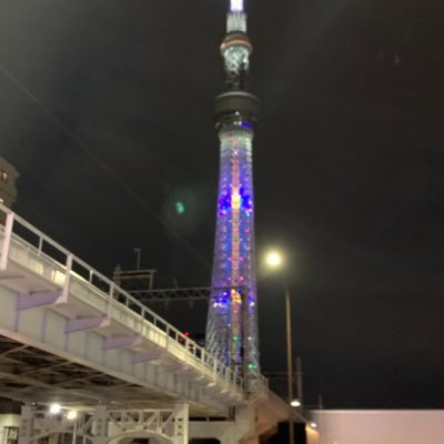 uhYxLWVckz9ISyv's profile picture. 大学生