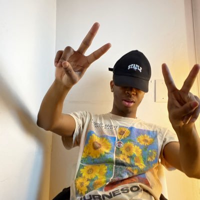 dondakid2's profile picture. Game head🕹🎮Nerd🤓Photographer📸🎞Moneymaker🤑💰Love Music🥰🎶🎵https://t.co/LFmLtZmMik