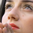 AliceAubin's profile picture. Graphiste freelance & Passionnée de Hip Hop