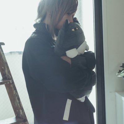 うさはです。かろうじて生きてる。細々コスプレイヤーやってます ときどきカメラも握ります📸 リプ返かめさん🐢◎mkhr雰囲気→@olxamie