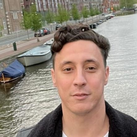 supersupesaiyan's profile picture. IT