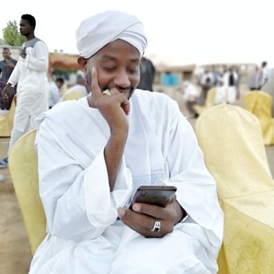 Mahgoubalbager's profile picture. إياك أن تتنازل عن إنسانيتك أبدا