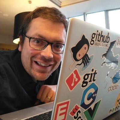 Software engineer
Diversity in STEM
Math & CS History
Uses a password manager and you should too.