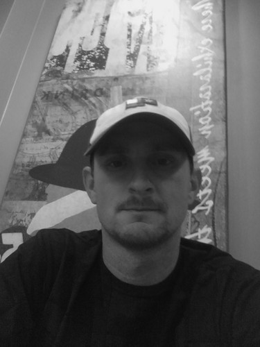 mbagrad2007's profile picture. 