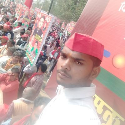 YadvaLovekush's profile picture. Lovekush