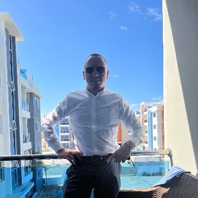 Determined to provide the best customer service experience with absolute professionalism and experience in the RE world, Investor, international services