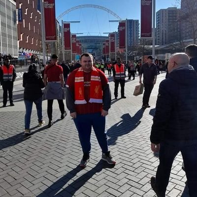 Engaged 💍
                                                                                   #LFC #YNWA #FuckTheTories #YmaOHyd