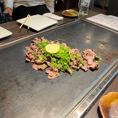 gNfUj3SQxklW9Ch's profile picture. 23卒就活用　 投資用に情報集め中