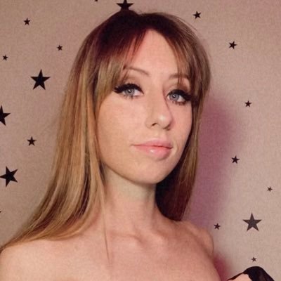 daphnnedare's profile picture. ¹⁸⁺ ᵉⁿᵗᵉʳᵗᵃᶦⁿᵐᵉⁿᵗ