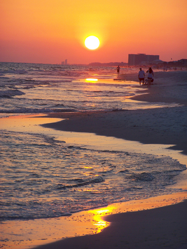 Sugar Sands Inn & Suites, where the sun meets the sky over the beautiful west end beaches.  Come play, stay, and make lasting memories with us!  800.367.9221