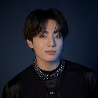 soloisme__'s profile picture. No Bio Here.