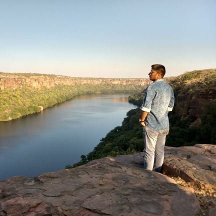 सीधा सच्चा भारतीय नागरिक ।।।