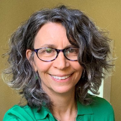 Solutions journalist. Storyteller. Possibility believer. Citizen. Mom. Cats AND Dogs. Senior producer, @OPB's