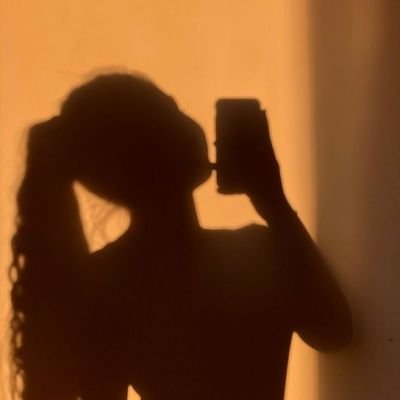 jsjsjjwkwiwi's profile picture. 🐼

خسته تر از خسته...