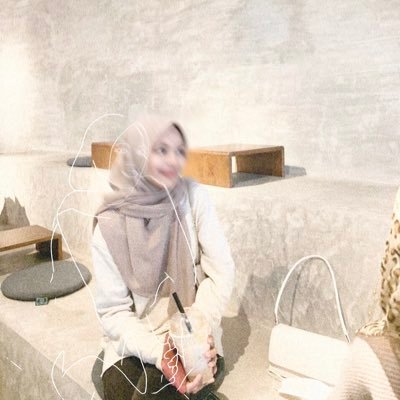 izzati__rusli's profile picture. creating a life i love 🦋