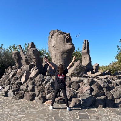 XAND6PwZeSIfcOx's profile picture. 