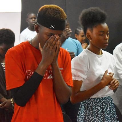 Robert_tiger16's profile picture. Juss doin my BEST , wats BEST cause I'm the BEST 🤗🖐