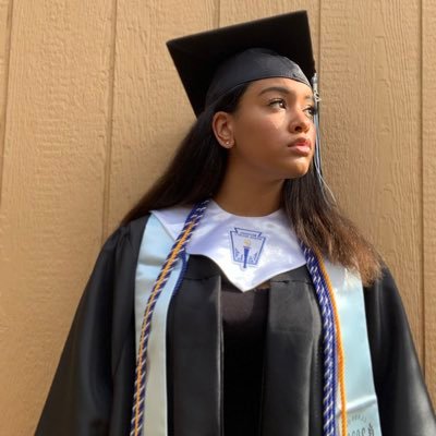 AngeliaVScott1's profile picture. #Unt24 #IT💻