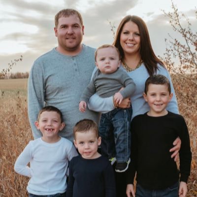 taneildickson10's profile picture. 