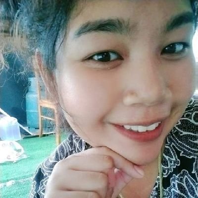 SuttirakWeeraya's profile picture. กิน