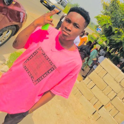 Oh pls as for me pls am very very fin Guy 😜✌️😆😏🤡👹👺