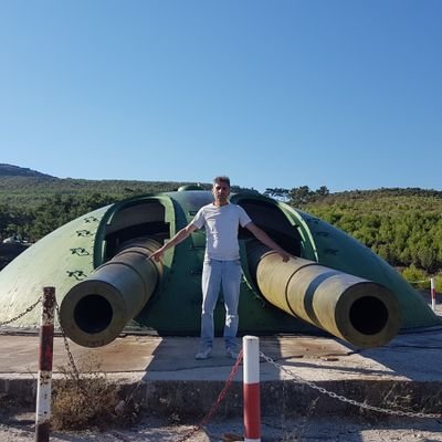 abdullahcamist's profile picture. İSLAMIN EN BÜYÜK DÜŞMANI ŞEYTANIN EN BÜYÜK SİLAHI
1.Nefis 2.Kızların Kadınların Çıplaklığı 3.Müzik 4.Alkol Uyuşturucu 5.Fallar Burçlar 6.Faiz 7.Kumar 8 .Futbol