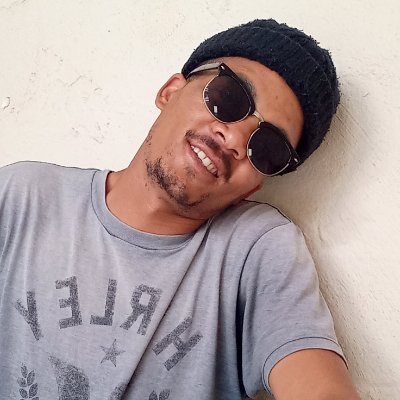 MotlatsiNkuebe's profile picture. Jnr La Quinta